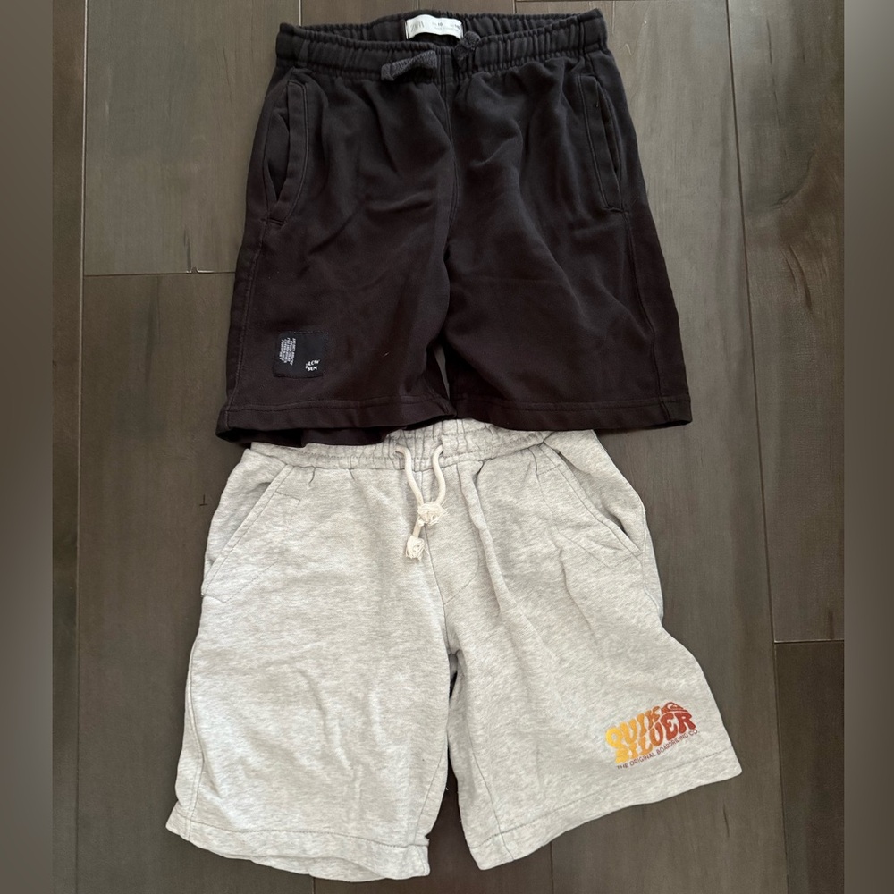 Zara/ quicksilver sweat Elastic Waist shorts
